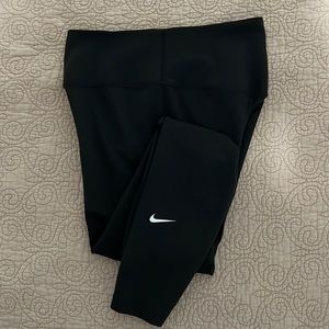 Nike Dri-Fit Small leggings.